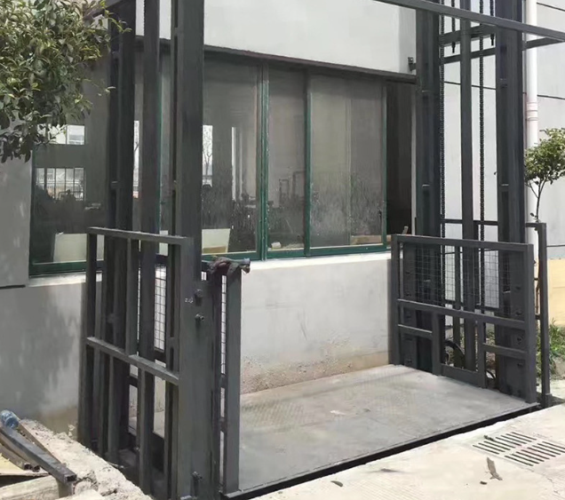 琼中导轨式施工升降机助力民生工程提速增效