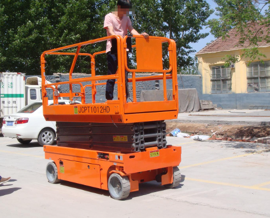 琼中移动式升降平台规格与使用规范