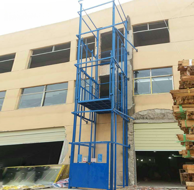 琼中建材厂室外物料提升